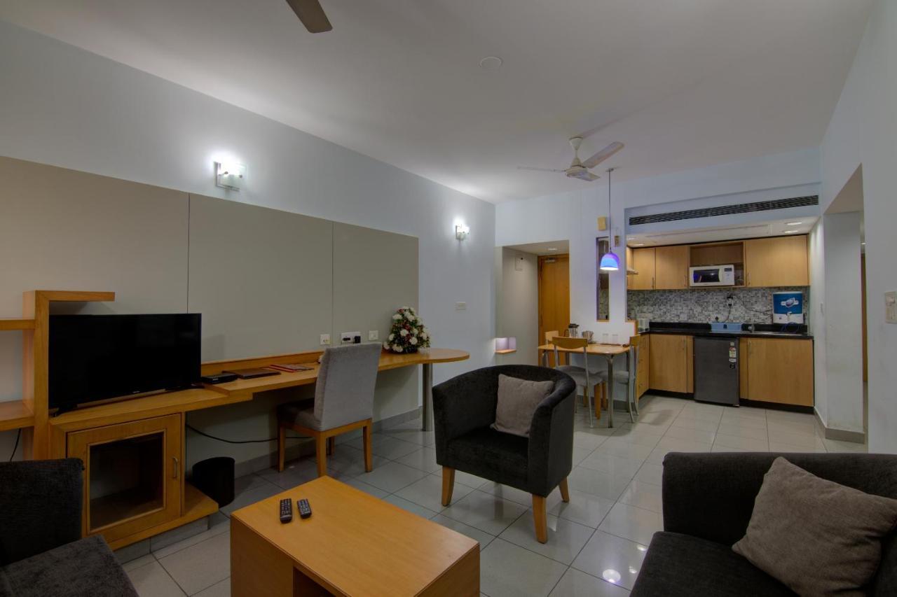 Tristar Serviced Apartments Бангалор Экстерьер фото