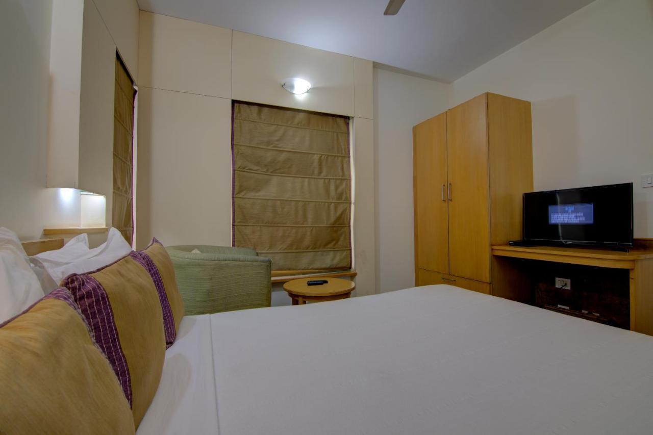 Tristar Serviced Apartments Бангалор Экстерьер фото