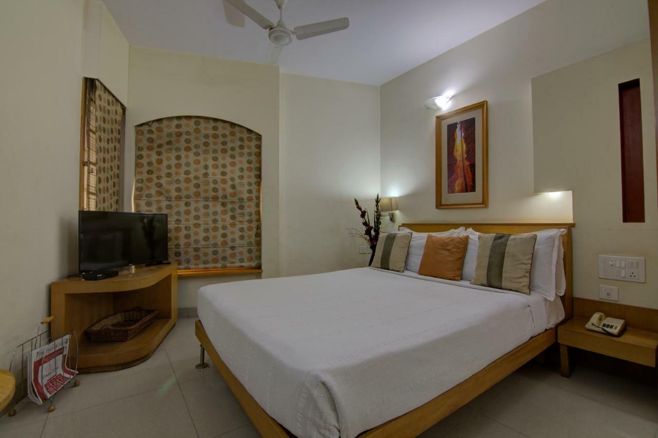 Tristar Serviced Apartments Бангалор Экстерьер фото
