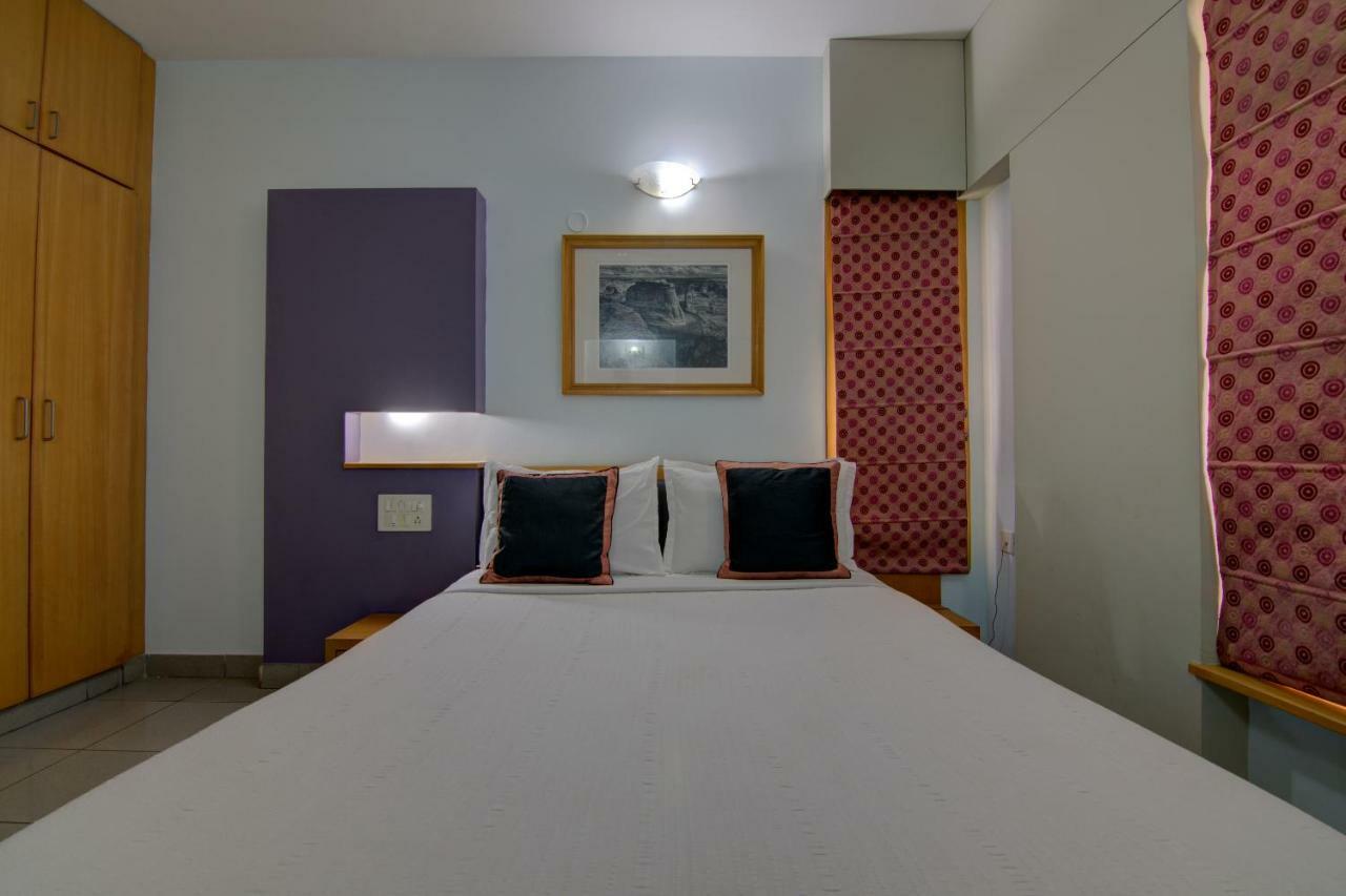 Tristar Serviced Apartments Бангалор Экстерьер фото