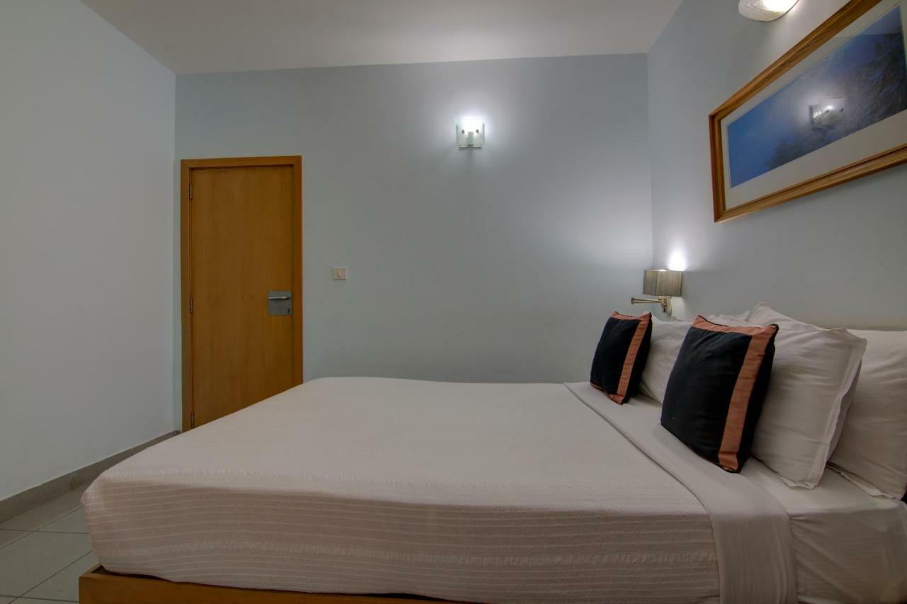 Tristar Serviced Apartments Бангалор Экстерьер фото