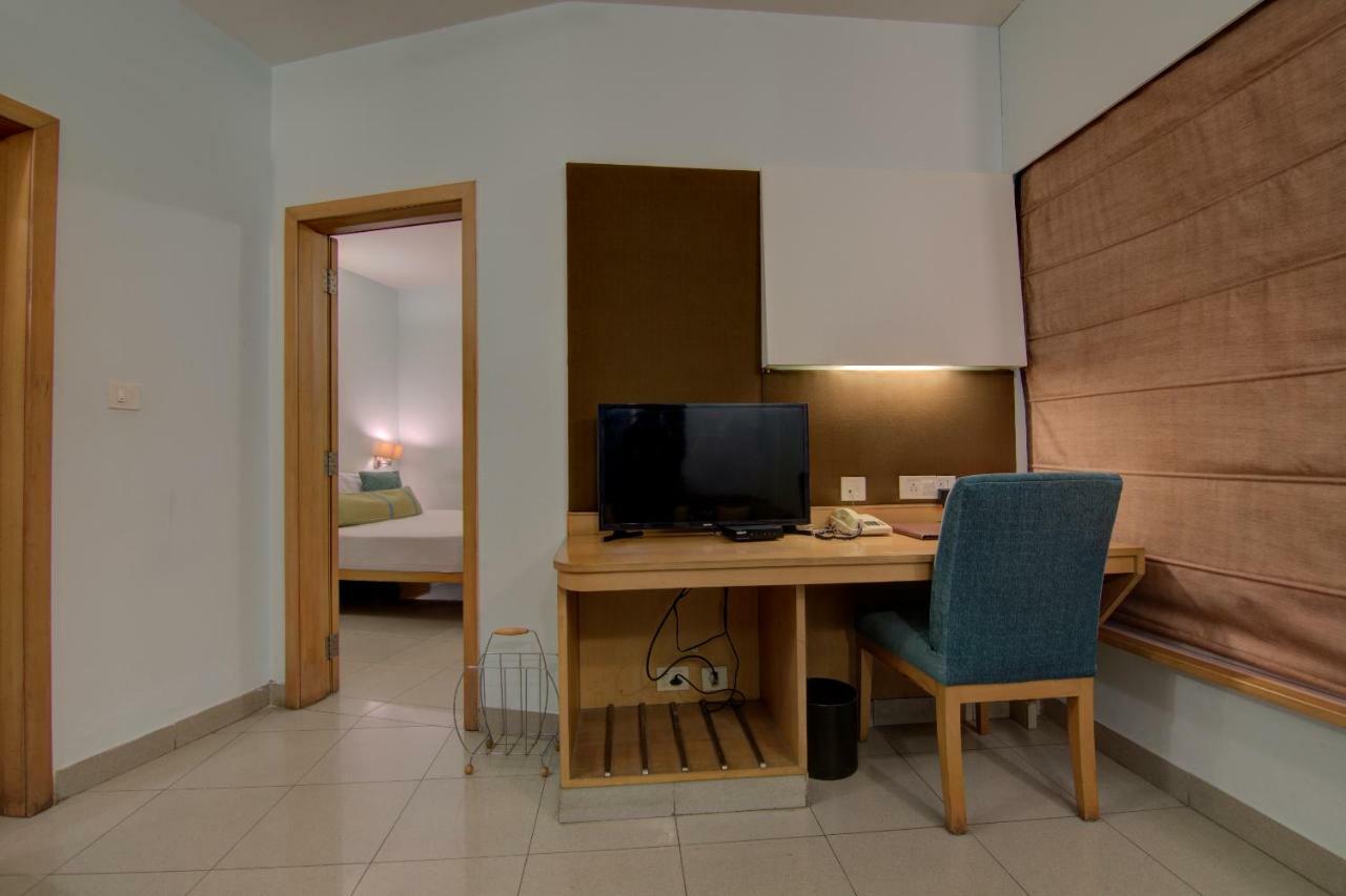 Tristar Serviced Apartments Бангалор Экстерьер фото